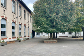 01_La cour du collège Pierre-André Houël, avant les travaux de renaturation